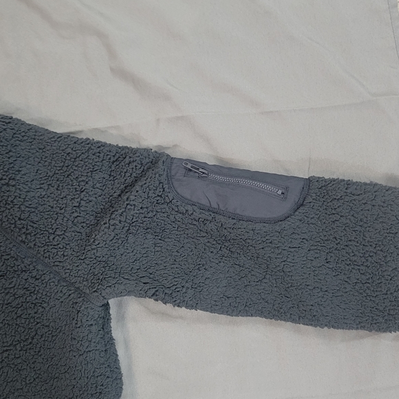 Under Armour jacket - Picture 3 of 4